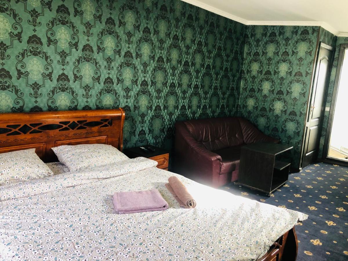 Hotel On Jytomyr Extérieur photo